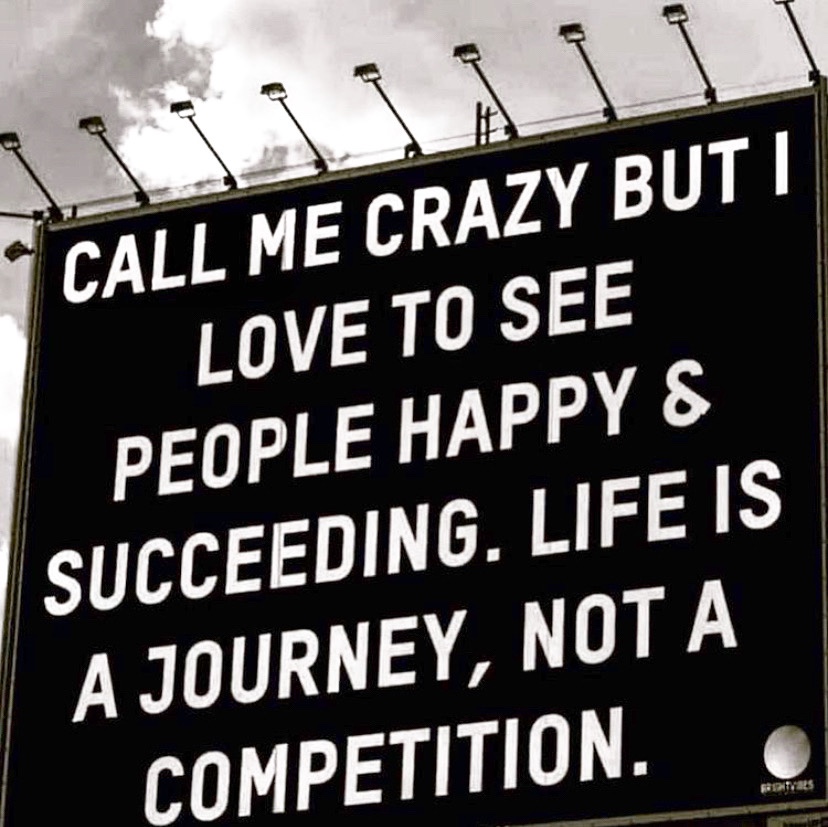 Real Queens fix each other’s Crowns&nbsp;👑